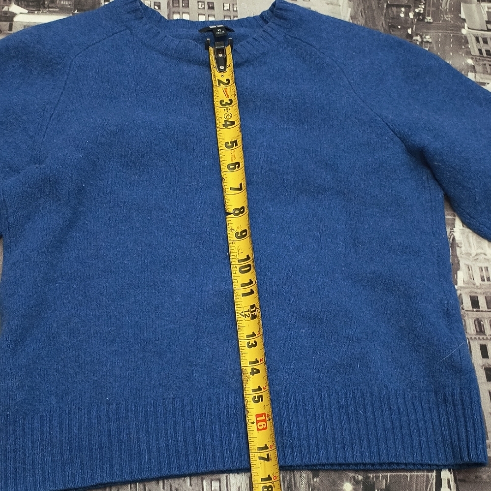 Uniqlo Women's Royal Blue Crew Neck Sweater - Picture 5 of 5